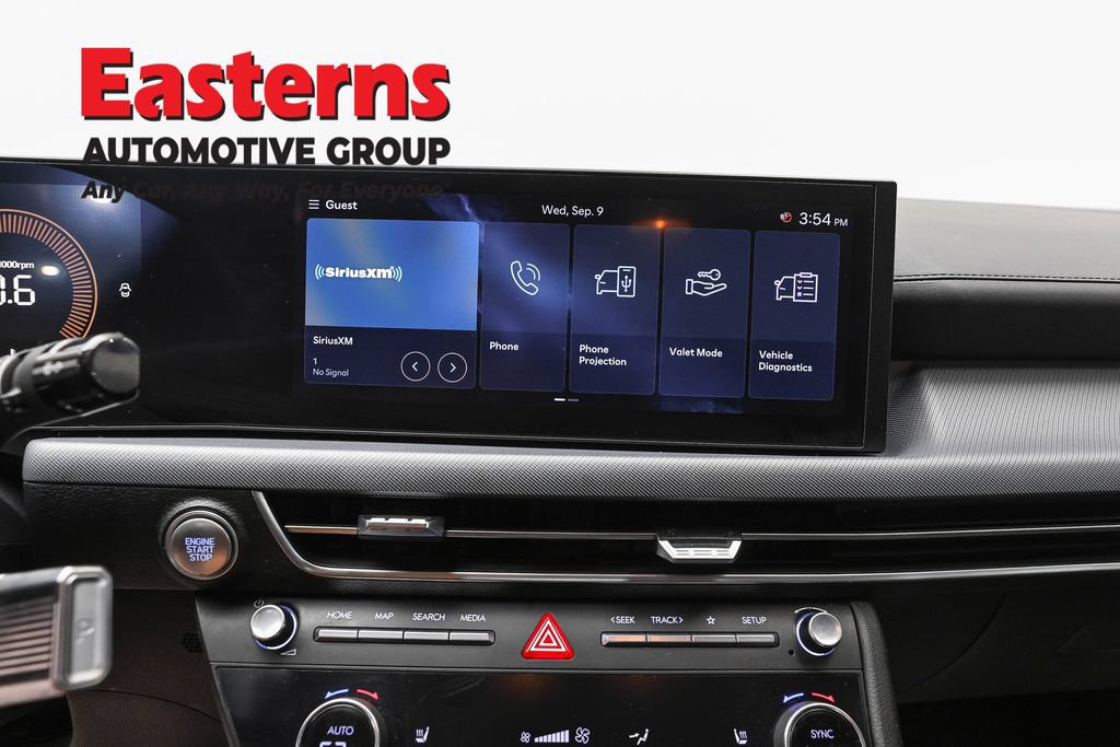 Used 2025 Hyundai Sonata SEL FWD image 13