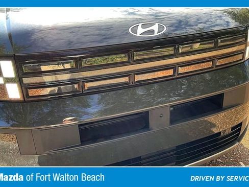 Used 2024 Hyundai Santa Fe Limited image 29