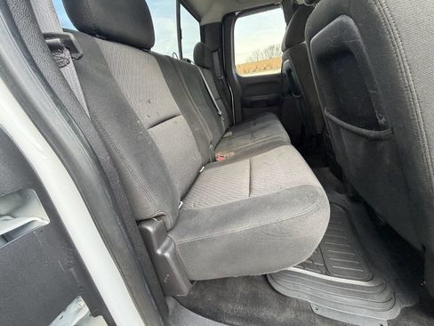 Used 2011 Chevrolet Silverado 2500 LT w/ Interior Plus Package image 12