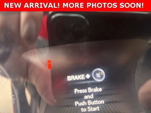 Used 2016 Dodge Challenger SXT w/ Blacktop Package image 8