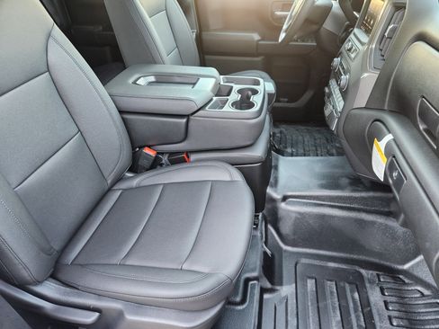 New 2025 Chevrolet Silverado 2500 W/T w/ WT Convenience Package image 18