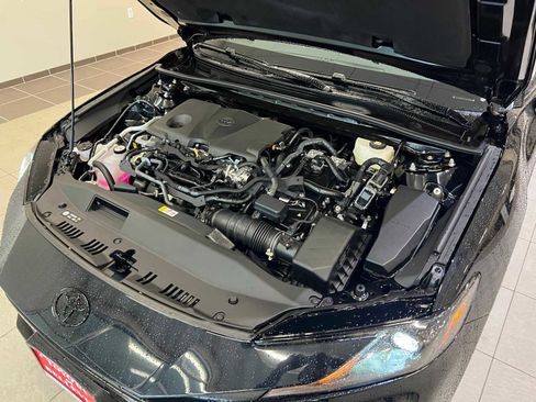 New 2026 Toyota Camry Hybrid image 9