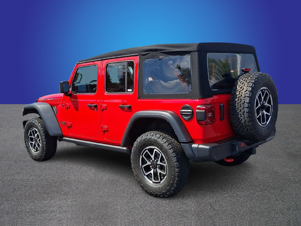 Used 2024 Jeep Wrangler Unlimited Rubicon AWD/4WD image 6