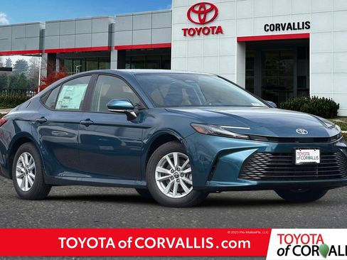 New 2026 Toyota Camry LE FWD image 1