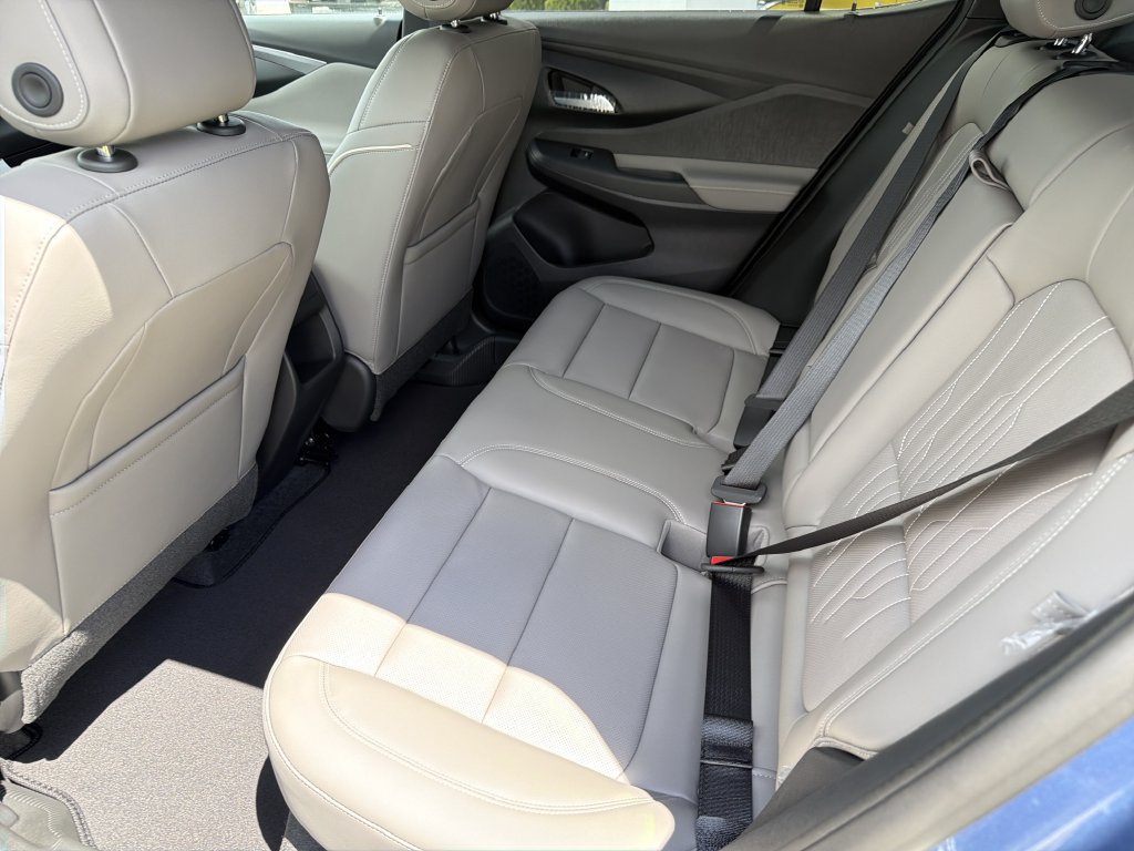 New 2026 Buick Envista Sport Touring FWD image 20