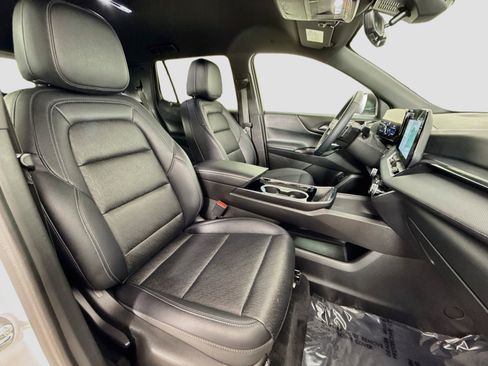 Used 2025 Chevrolet Equinox LT w/ Convenience Package II AWD/4WD image 29