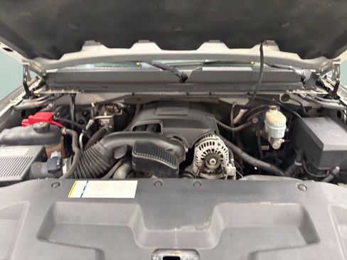 Used 2010 GMC Sierra 1500 SLE w/ Power Pack Plus AWD/4WD image 9
