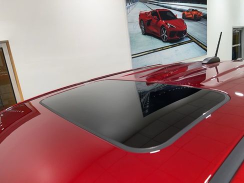 New 2024 Chevrolet Colorado LT w/ LT Convenience Package III image 8