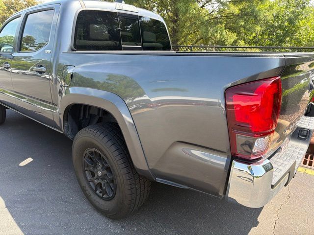 Used 2021 Toyota Tacoma SR5 RWD image 11