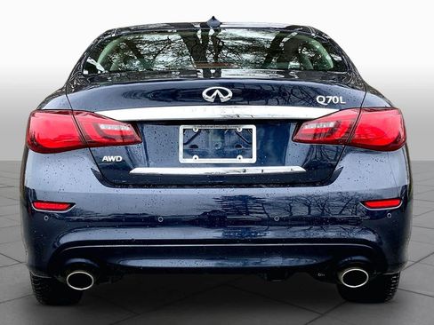 Used 2019 INFINITI Q70 L 3.7 AWD/4WD image 5