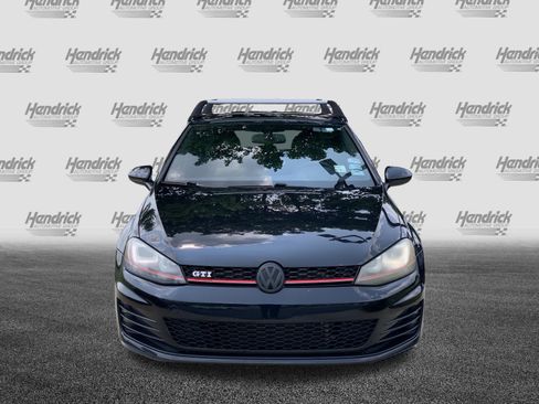 Used 2015 Volkswagen GTI SE FWD image 3