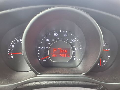 Used 2019 Kia Soul + FWD image 14
