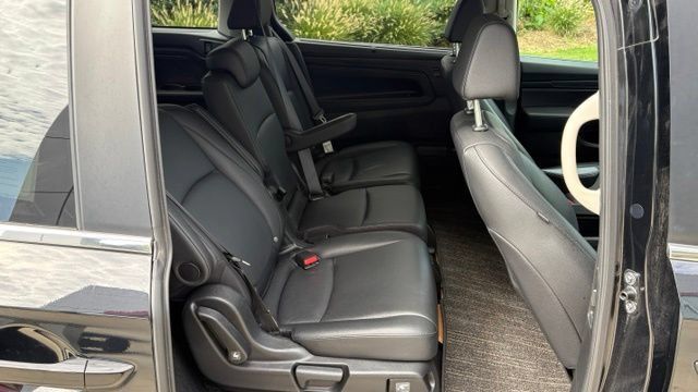 Used 2025 Honda Odyssey EX-L image 28