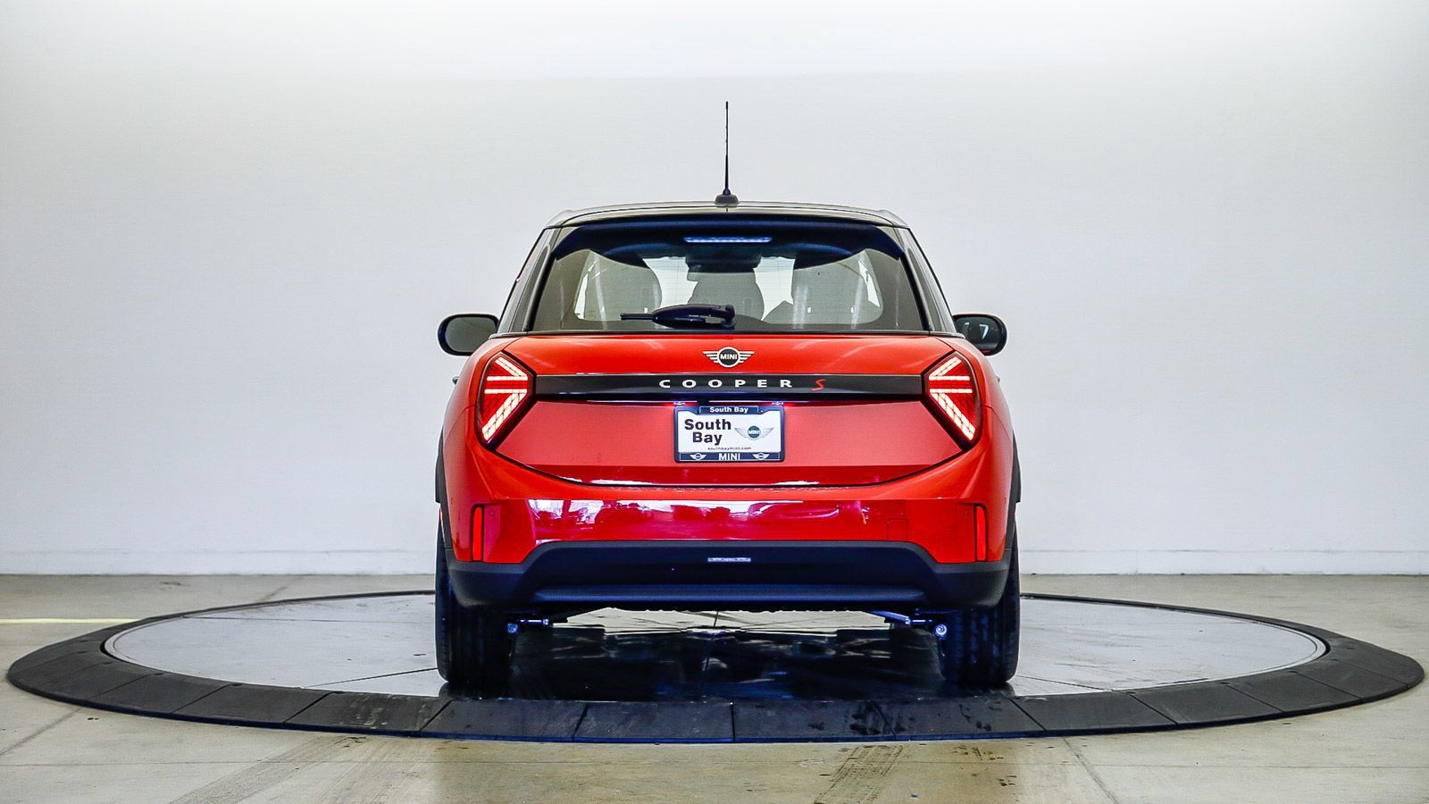 New 2026 MINI Cooper S FWD image 3