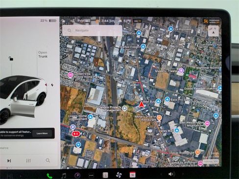 Used 2020 Tesla Model Y Performance image 30