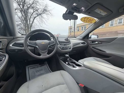 Used 2022 Chevrolet Malibu LT FWD image 18