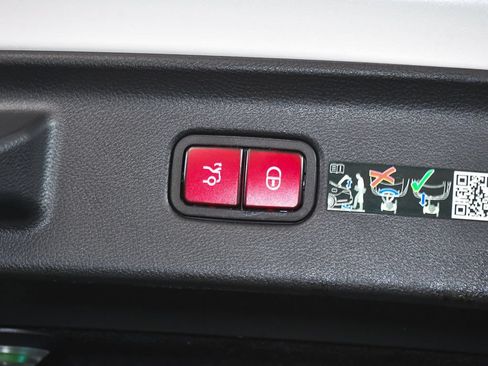 Used 2022 Mercedes-Benz S 500 4MATIC image 76