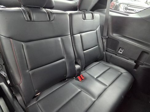 Used 2025 Ford Explorer ST-Line RWD image 14