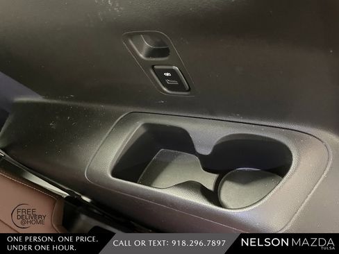 Used 2018 Buick Enclave Avenir w/ Avenir Technology Package image 42