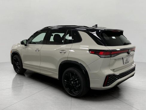 New 2026 Volkswagen Tiguan SE R-Line AWD/4WD image 7
