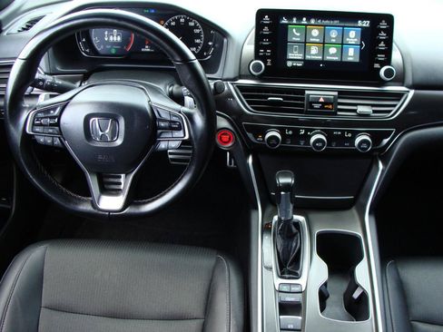 Used 2022 Honda Accord Sport image 9