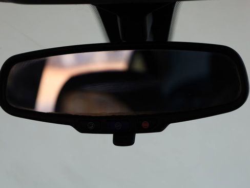 Used 2017 Chevrolet Sonic LT w/ Convenience Package image 33