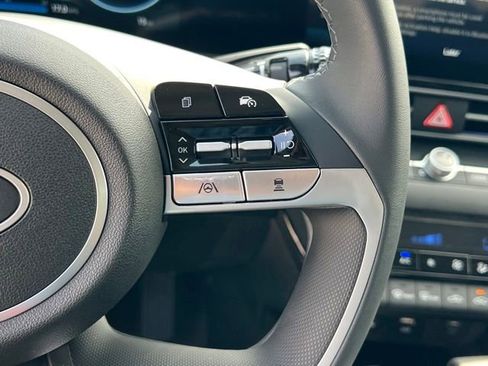 New 2026 Hyundai Elantra Limited FWD image 22