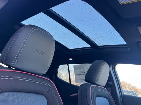 New 2026 Chevrolet Equinox EV RS image 14