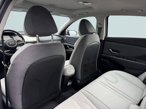 New 2026 Hyundai Elantra Limited image 31