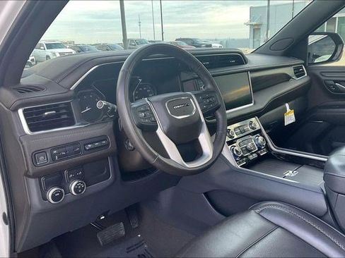 Used 2021 GMC Yukon Denali image 16