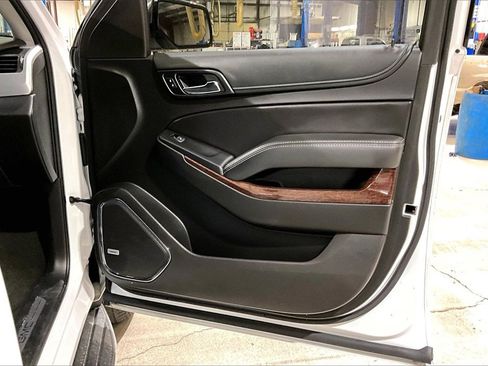 Used 2018 GMC Yukon XL SLT image 21