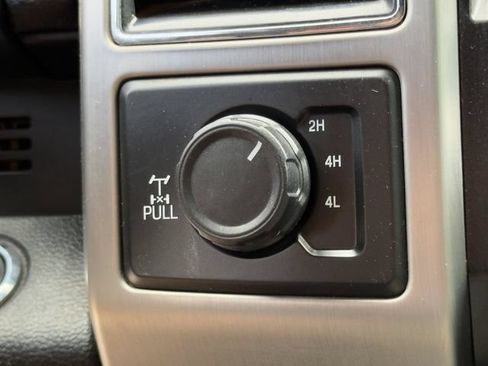 Used 2020 Ford F250 Platinum w/ FX4 Off-Road Package AWD/4WD image 37