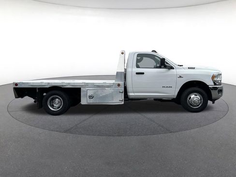 Used 2021 RAM 3500 Tradesman w/ Chrome Appearance Group image 6
