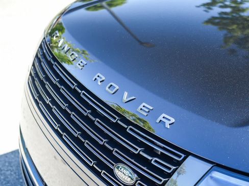 New 2026 Land Rover Range Rover SE AWD/4WD image 11