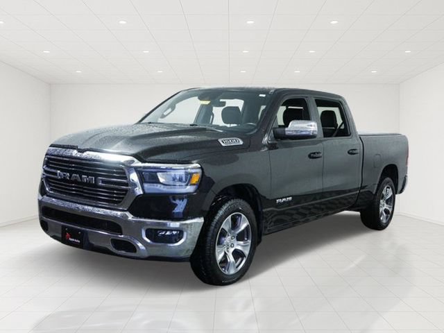 Used 2023 RAM 1500 Laramie AWD/4WD image 2