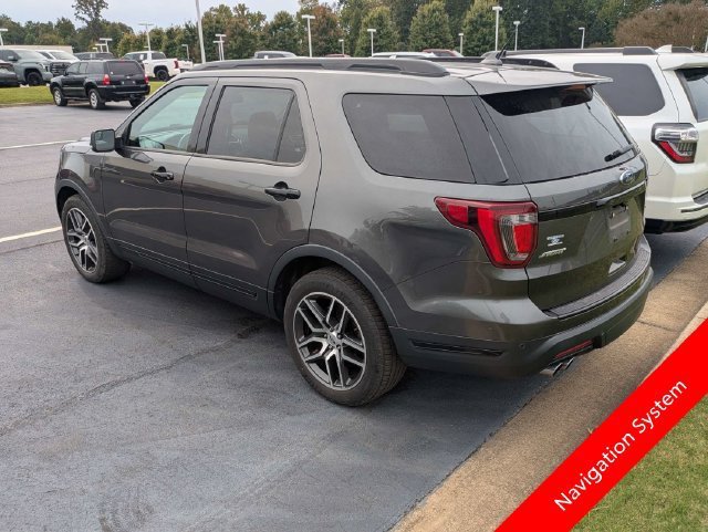 Used 2018 Ford Explorer Sport AWD/4WD image 4