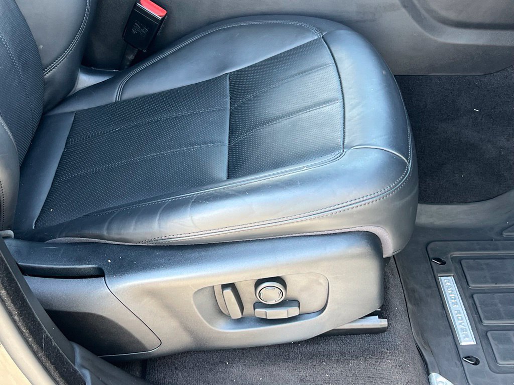 Used 2018 Land Rover Range Rover Sport HSE AWD/4WD image 15