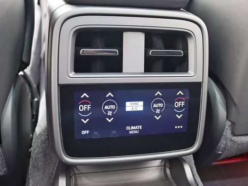 Used 2024 Porsche Taycan 4S image 32