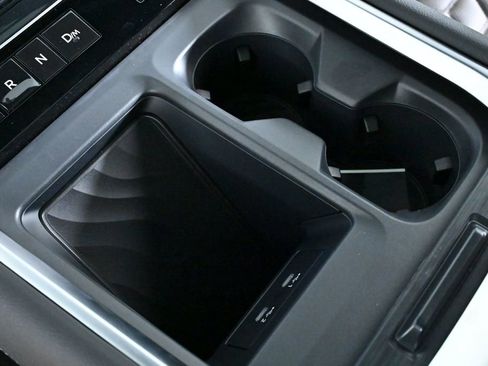 New 2025 Nissan Armada Platinum Reserve image 16