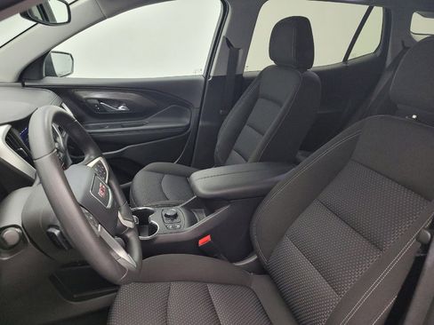 Used 2024 GMC Terrain SLE w/ Driver Convenience Package FWD image 17