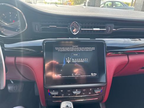Used 2019 Maserati Quattroporte S GranLusso RWD image 26