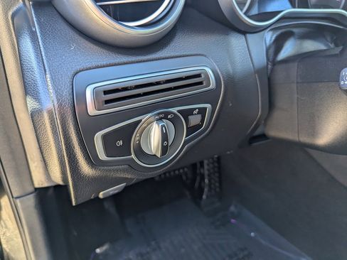 Used 2020 Mercedes-Benz C 300 4MATIC Sedan image 15