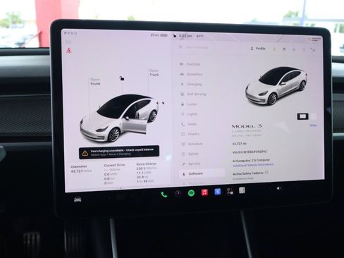 Used 2018 Tesla Model 3 Long Range AWD/4WD image 23