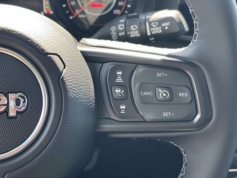 New 2026 Jeep Wrangler Unlimited Rubicon AWD/4WD image 23