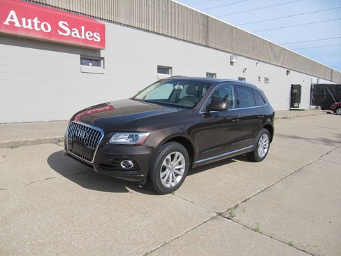 Used 2013 Audi Q5 2.0T Premium Plus AWD/4WD image 2