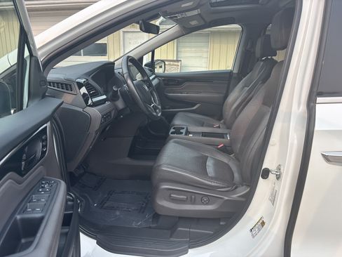Used 2020 Honda Odyssey Elite image 17
