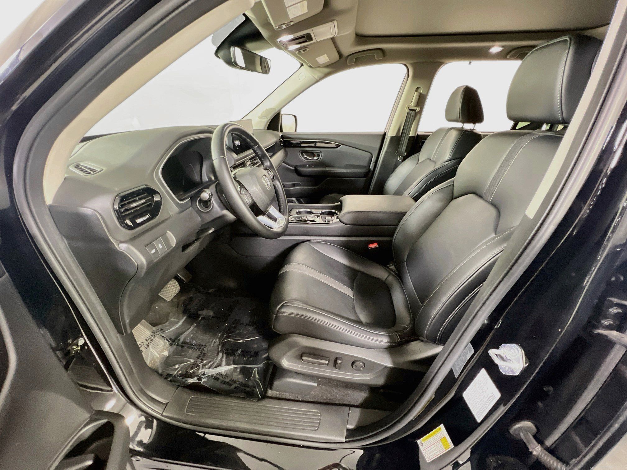 Used 2023 Honda Pilot Touring image 21