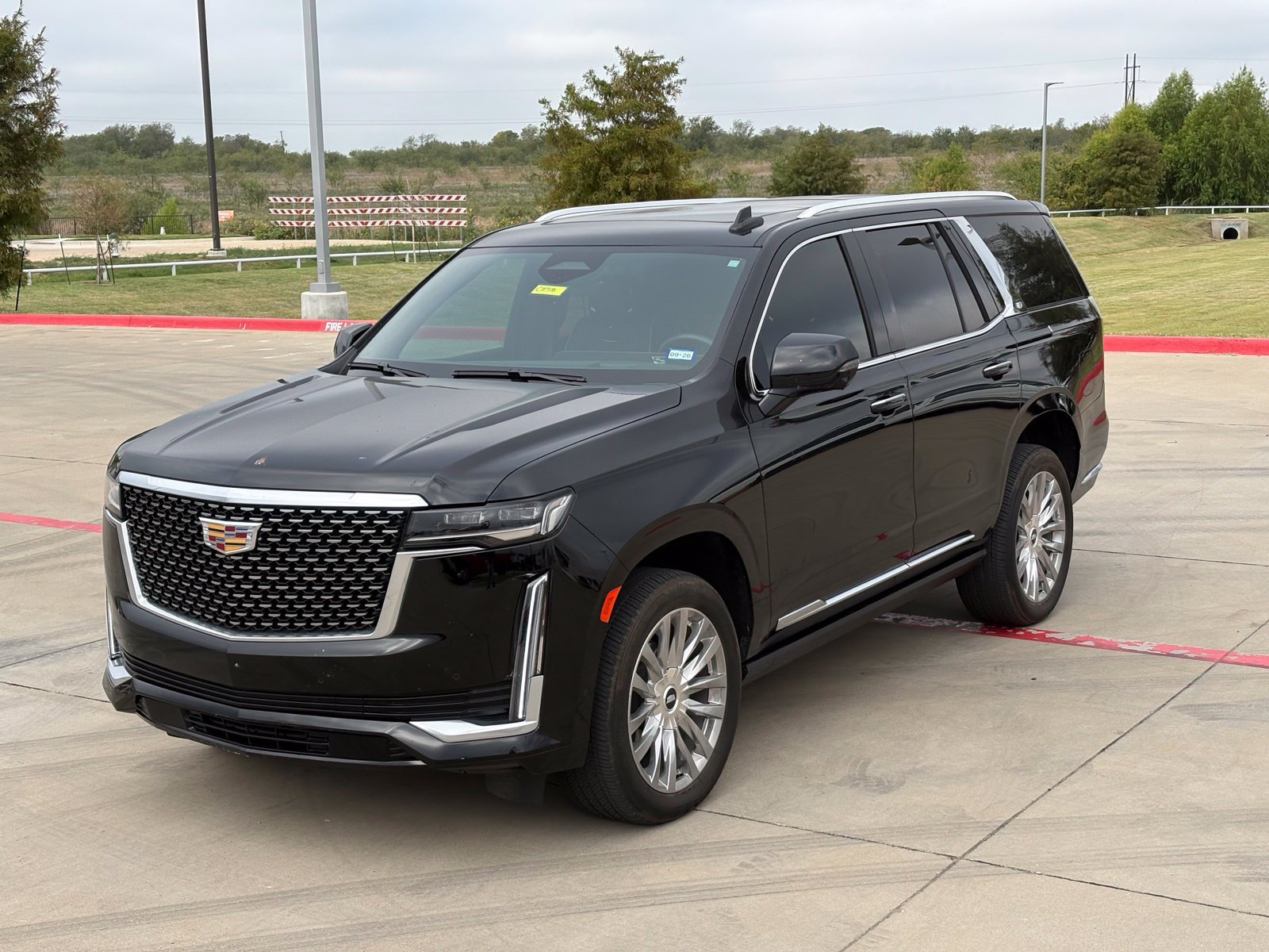Used 2024 Cadillac Escalade Premium Luxury w/ Performance Package AWD/4WD image 11