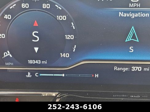 Used 2023 Chevrolet Silverado 1500 LTZ w/ LTZ Premium Package AWD/4WD image 14