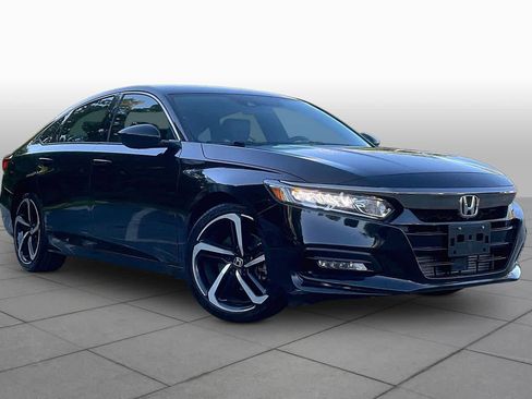 Used 2020 Honda Accord Sport image 2